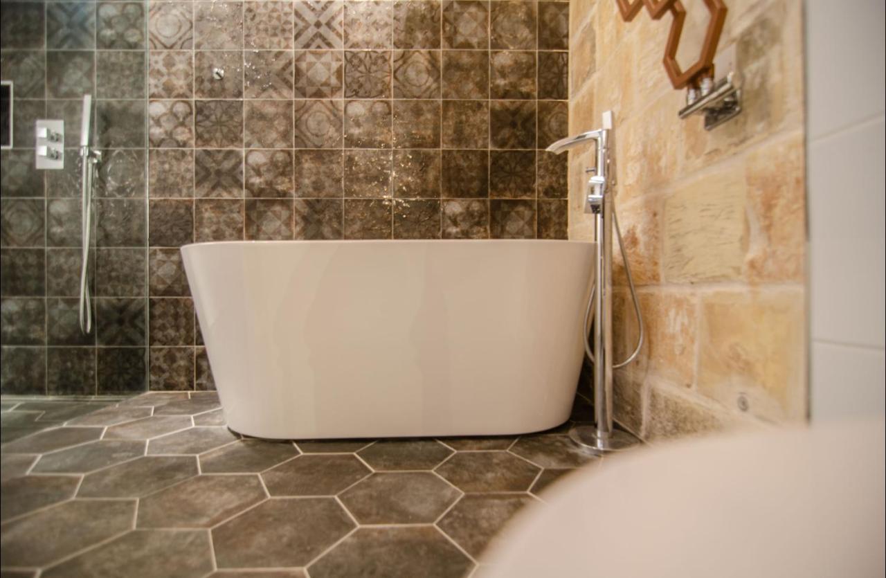 Senglea Suites Kültér fotó